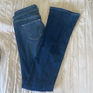 HOLLISTER boot cut jeans! 👖